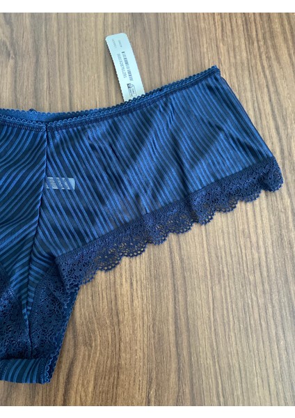 Lacivert Çizgi Dantelli Taş Detaylı Hipster Külot fırsatları