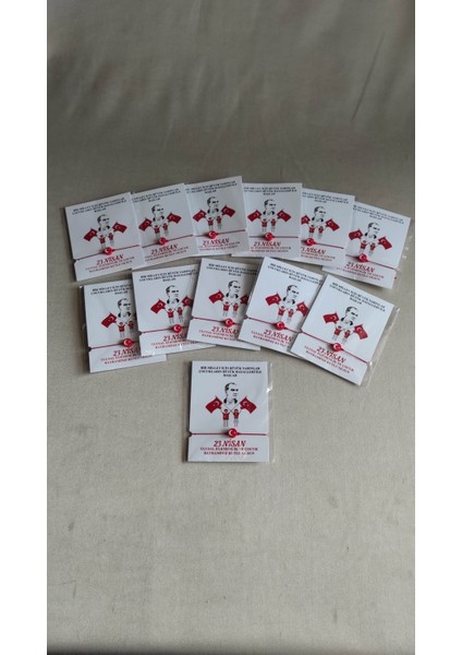 23 Nisan Bayraklı Hediye Bileklik ve Kartı 12 Adet (Hepsi Ayrı Paketli ve Arkası Ayarlanabilir)Şans indirimleri