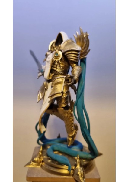 Diablo Tyrael 24 cm Figür