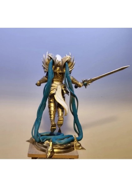 Diablo Tyrael 24 cm Figür indirimleri