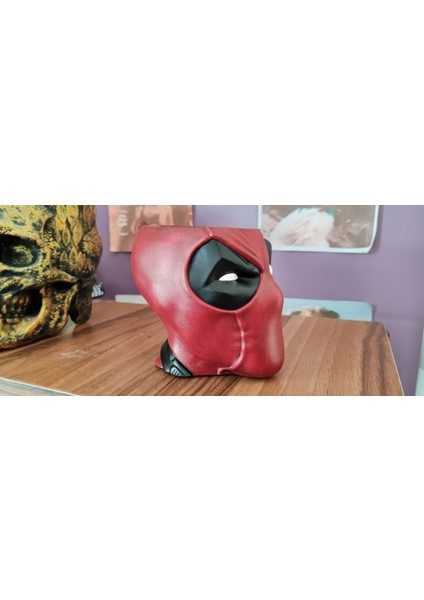 Zoneepıc - Deadpool Temalı El Yapımı Kalemlik | Kalem Organizer | Masaüstü Dekoratif Aksesuar modelleri