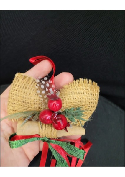 Ince Kurdeleli Gerçek Tarçınlı Yapay Bitkili Asmalık Yılbaşı Duvar Süsü 36X9CM 1 Adet modelleri