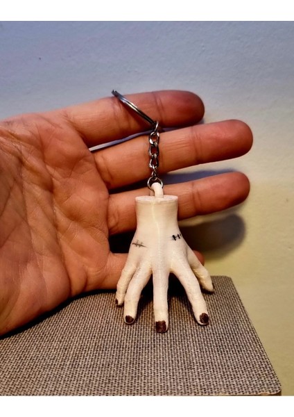 Wednesday Thing El Hand Şey Anahtarlık Figür indirimleri