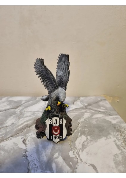 Beşiktaş Amblemi Kartal Figür 20 cm