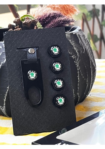 Sibop Kapağı Anahtarlık Hediyeli Skoda