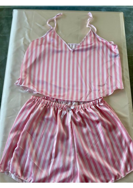 Pembe Pijama Takımı