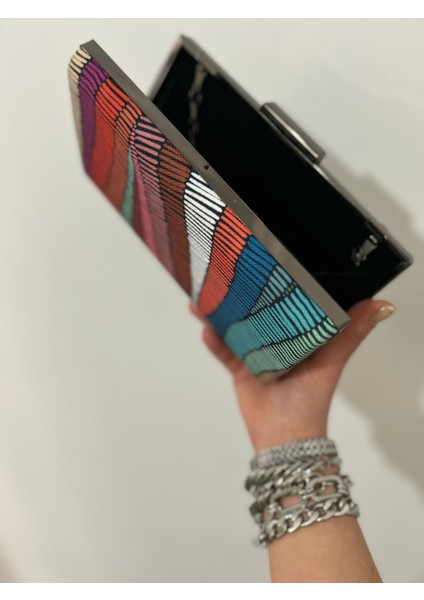 Portföy Çanta, Hasır Çanta, El Yapımı Clutch Çanta, Günlük Çanta, Füme Tasarım Çanta modelleri