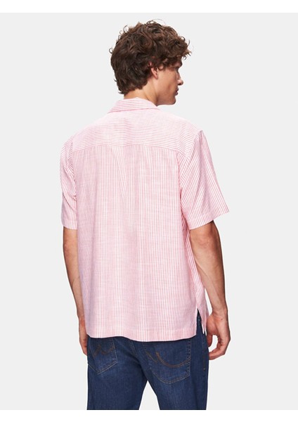 Pembe Gömlek