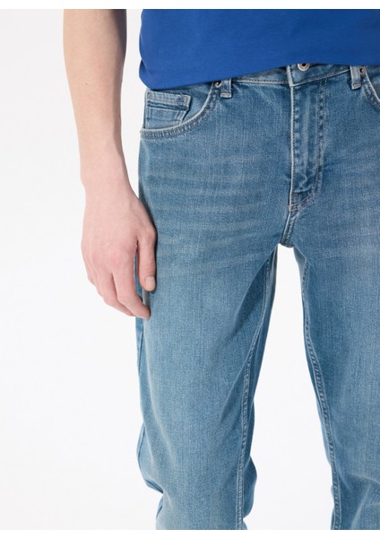 Orta Bel Slim Fit Açık Mavi Erkek Denim Pantolon Vegas Slım - 1011 fırsatları