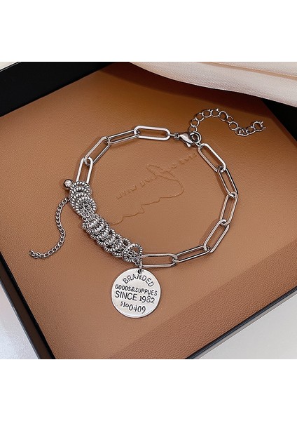 S061Y Popüler Kişilik Gelişmiş Inci Bilezik Kadın Azınlık Tasarımı Net Kırmızı Moda Karakter Titanyum Çelik Bilezik (Yurt Dışından)