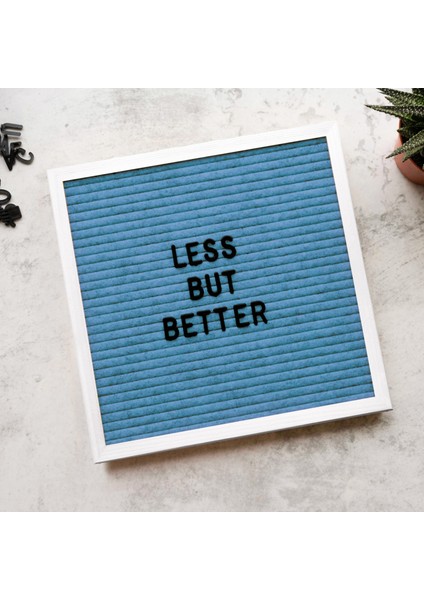 Dekoratif Harf Panosu, Beyaz Ahşap Çerçece Mavi Keçe Letter Board, ( Siyah Harf ) Bebek Fotoğraf Aylık Hatıra Tablosu