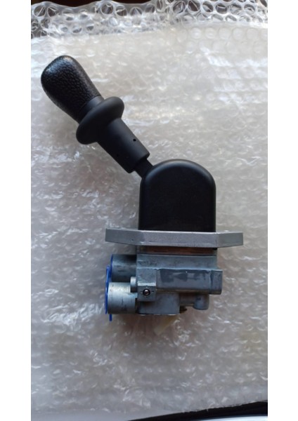 El Fren Kolu El Fren Ventili Renault Premıum Rvı 370/420 Dcı DPM28A Pener 3526HB Veco - Renault - Premıum - Mıdlum - Kerax - Magnum - Knorr DPM28A indirimleri