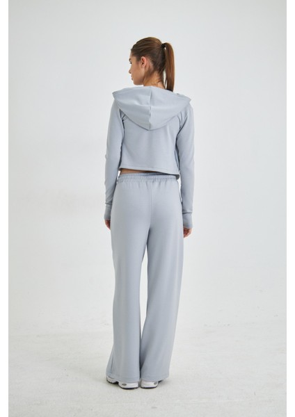 Fermuarlı Kapüşonlu Sweatshirt ve Geniş Paça Özel Dikim Pantolon Modal Kumaş