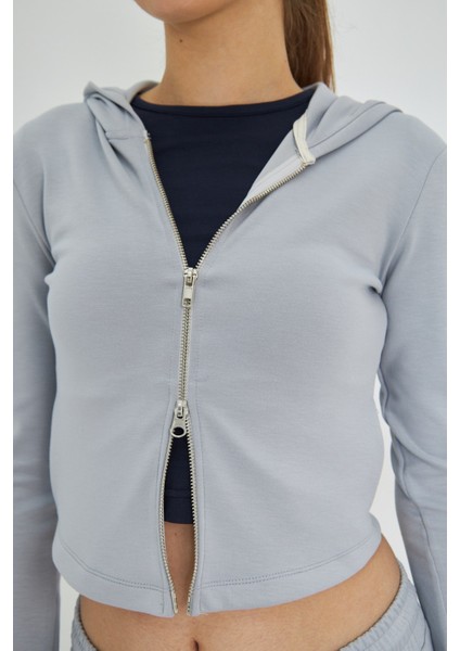 Fermuarlı Kapüşonlu Sweatshirt ve Geniş Paça Özel Dikim Pantolon Modal Kumaş
