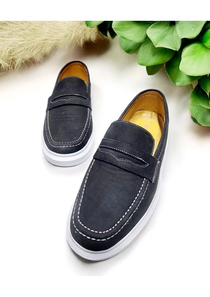 Erkek Siyah Beyaz Taban Dikişli Rahat Günlük Ayakkabı fırsatları