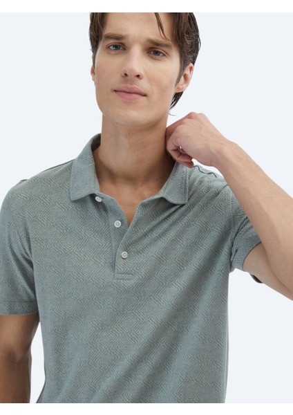 Haki Desenli Polo Yaka Pamuk Karışımlı T-Shirt modelleri