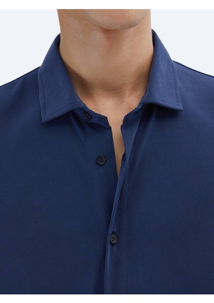 Indigo Düz Regular Fit Casual Gömlek fırsatları