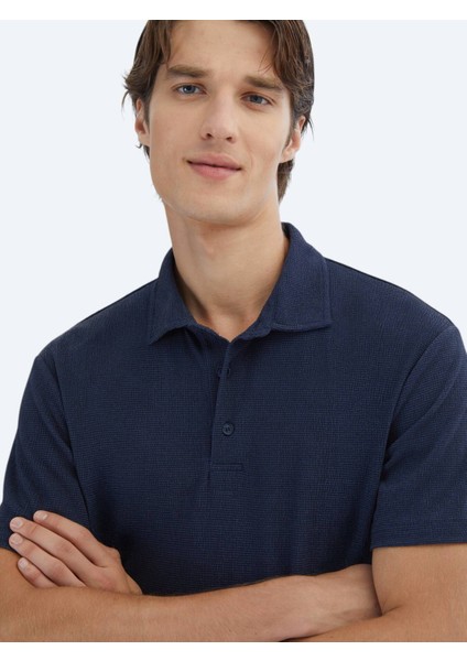 Lacivert Desenli Polo Yaka T-Shirt modelleri