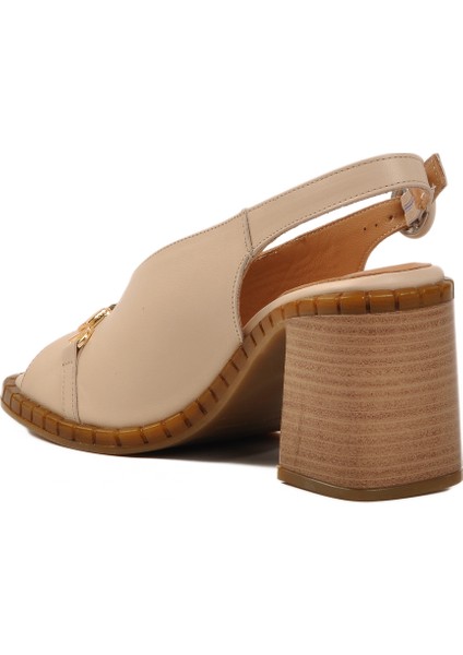 Bej Deri Kadın Sandalet 2511902Y Z fırsatları
