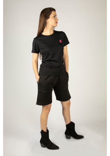 Woxxo Ocean Rabbit Siyah Baskılı Unisex Tişört - %100 Pamuk Kauçuk Arma Detaylı