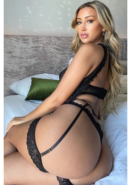 Modern Şık Tasarım Çoraplı Jartiyer Gecelik Takım fırsatları