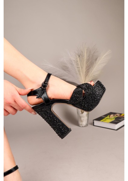 Bubbly Taşlı Platform Topuklu Ayakkabı Siyah modelleri