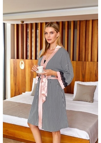 24594 Kadın Çizgili Çizgili Kimono Sabahlık
