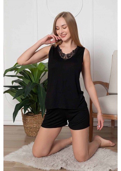Kadın Dantel Detay Askılı Viskon Mini Şortlu Pijama Takımı