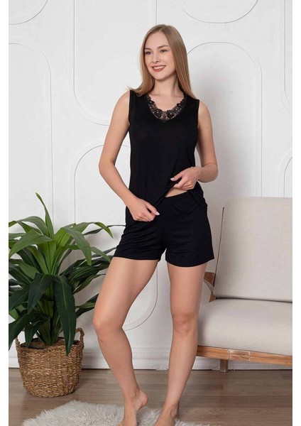 Kadın Dantel Detay Askılı Viskon Mini Şortlu Pijama Takımı