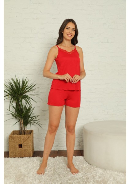 Kadın Dantel Detay Askılı Viskon Mini Şortlu Pijama Takımı