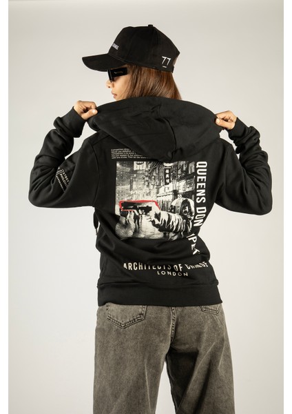 Queens Don’t Compete Fermuarlı Kapüşonlu Unisex Sweatshirt - Siyah Street Baskılı