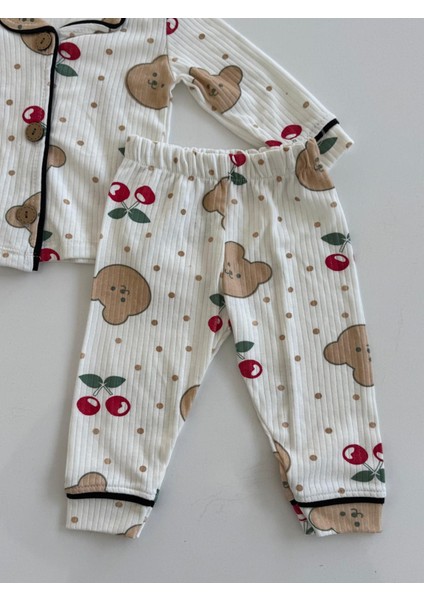 Kalp Desenli Düğme Detaylı Bebe Yaka Takım modelleri