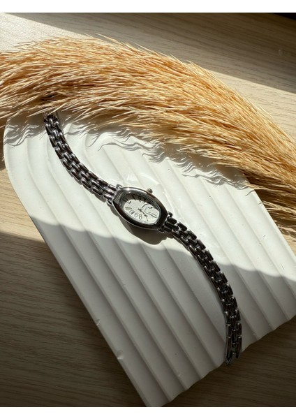 Retro Minimal Hasır Kordon Vintage Kadın Kol Saati