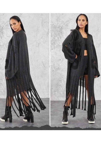 Püsküllü Antrasit Hırka