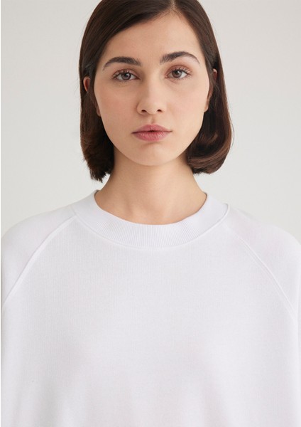 Bisiklet Yaka Beyaz Basic Sweatshirt 1S10161-620 indirimleri