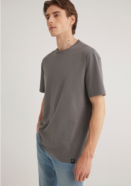 Etiket Detaylı Gri Basic Tişört 0611824-70096