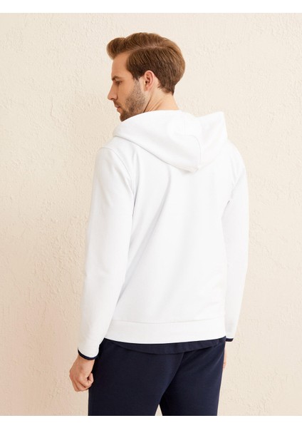 Erkek Beyaz Regular Fit Pamuklu Sweatshirt indirimleri