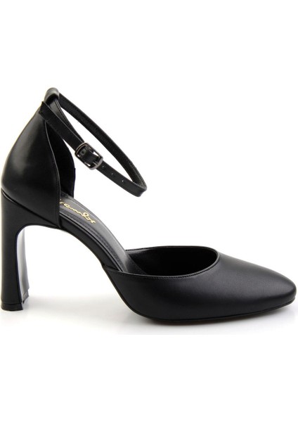 Siyah Kadın Klasik Topuklu Ayakkabı K01209401009