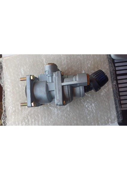 Fren Pedal Ventili 4613152640 Mercedes Axor Actros 461 315 264 0 Pener 3514N1108001 Ayak Fren Pedal Merkezı Mercedes Axor 1840 3240 3228 Actros Atego fiyatları