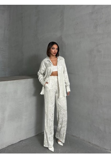 Kadın Leopar Desenli Oversize Saten Takım