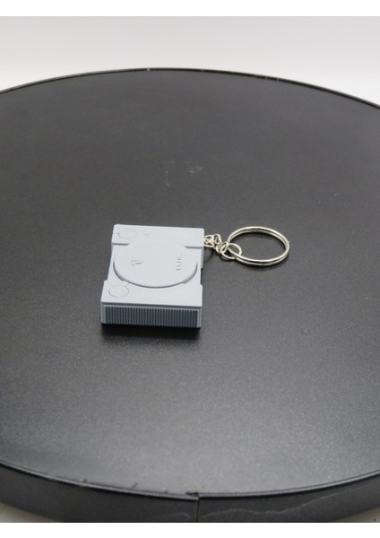 Retro Ps1 Oyun Konsolu 3D Baskı Anahtarlık - Nostaljik Oyuncu Aksesuarı (Tek Renk)
