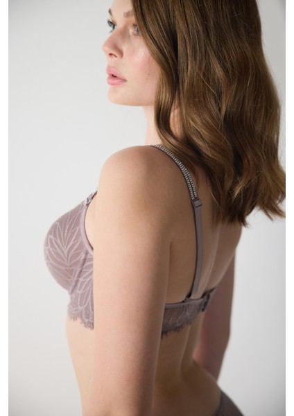 Dantelli Taşlı Sulu Sütyen modelleri