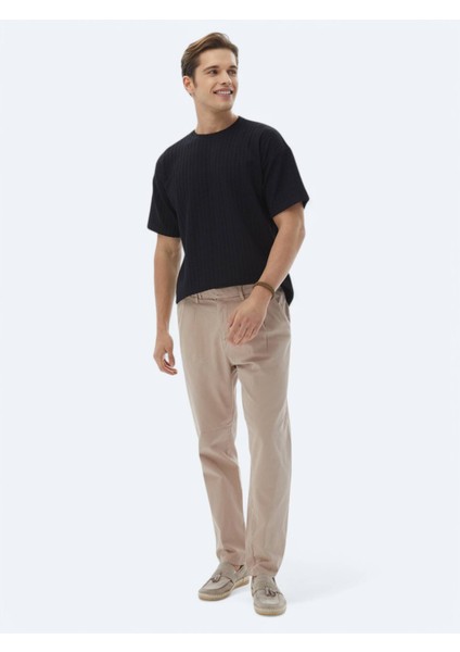 Siyah Jakarlı Bisiklet Yaka Pamuk Karışımlı T-Shirt fırsatları