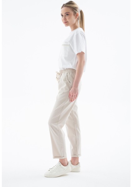 25Y0344K1 Kadın Çizgili Pantolon fiyatları