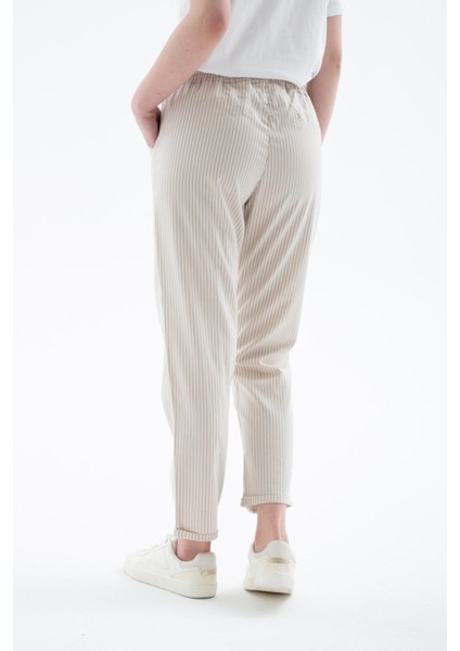 25Y0344K1 Kadın Çizgili Pantolon fırsatları