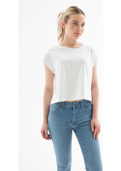 25Y0511K1 Kadın Kısa Kollu Crop T-Shirt fırsatları