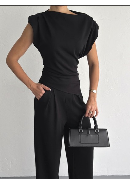 Kadın Oys Kumaş Omuz Vatkalı Takım