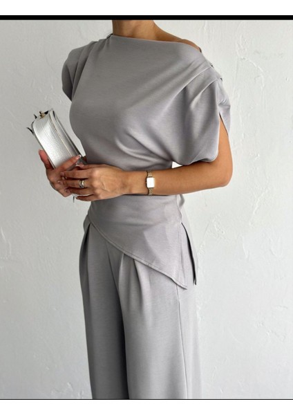 Kadın Oys Kumaş Omuz Vatkalı Takım