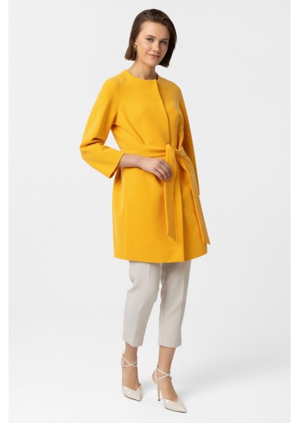 Sarı Xana Çıt Çıt Kapamalı Kemerli Truvakar Kol Kumaş Kaban