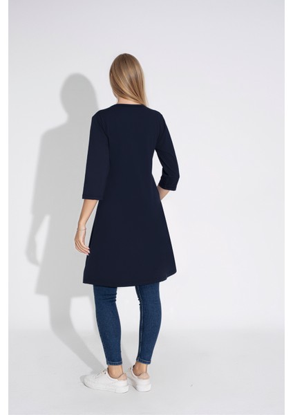 Kadın Lacivert Renkli Bol Kesim Bisiklet Yaka Truvakar Kol Tunik T-407